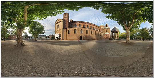 Aussen-Panorama Kaiserdom Speyer, S dseite / Domgarten; equirectangulare Darstellung